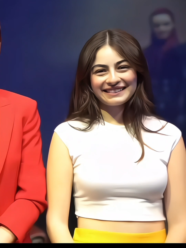 Amazing 🤩#leyakirsan #fatmahatun #leyakırşan #viral #fyp #foryou #leya #treanding #grow @Leya Kırşan @Ranim | ايليف💚 @Kuruluş Osman 