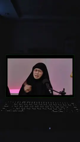 sebaik²nya guna lah platform sosmed utk sebarkan dakwah wlaupon dari segi bentuk  podcast,qasidah,ilmu,memasak dan lain².yang lebih penting adalah NIAT KERANA ALLAH SWT.Semoga ngn platfrm yg ada ni dapat beri manfaat buat org lain.. #podcast #thehelmiofficial #fypシ゚viral🖤tiktok #hazwanihelmi #editorayurasulan #ameliahenderson #helizahelmi #studiosembang #sembang #dakwah #dakwah_islam 