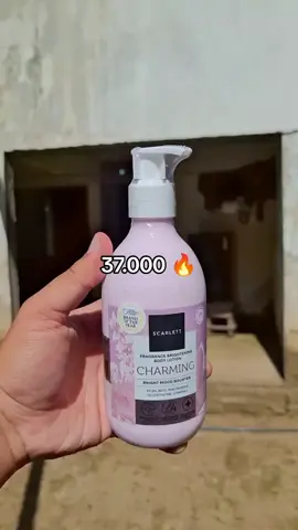 buruan co sekarang mumpung harganya lagi promo #bodylotion #scarlett 
