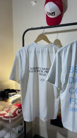 solid tee 🫂 #shirt #outfitideas #foryou #outfitinspo #foryoupage 