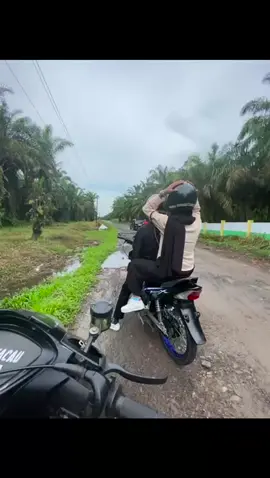 post ah mna tau fyp#kphgank #suprax125 #kphjogjastyle #kphganksoloraya🚀 #supralabuhanbaturaya #supraproper #supradynboostchallenge2 #supraholic #suprabapak #suprax125 #supradynboostchallenge2 #supralabuhanbaturaya #fyp #capcut 