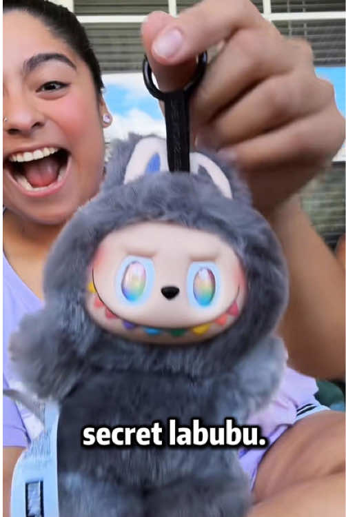 Omg… is there actually someone out there who still hasn’t pulled the rare Labubu? 👀#PopMart #Labubu #BlindBox #BlindBoxOpening #SecretEdition #PulledSecret #Unboxing #SoLucky #MysticPull #LuckKingArrives #IAmTheHidden #DidYouPullToday #FYP #ForYou #TikTokDaily #ViralVideo #TrendingNow #usa 