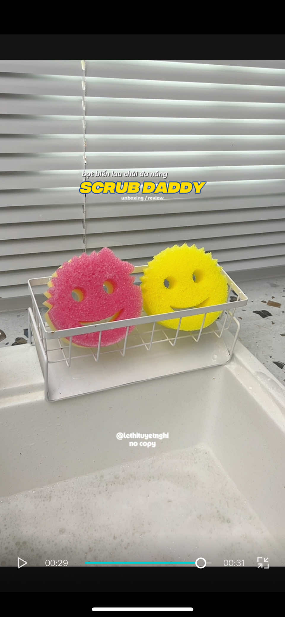 1 miếng bọt biển 🧽 rửa chén scrub daddy bằng 10 miếng rửa chén bình thường, mà dùng rồi mới biết xịn như nào mọi người ơi 🫧👍🏻 #scrubdaddy #miengruabat #nhacuadoisong #unboxing #unboxing #nghile2009 #review #vesinhnhacua #muataitiktok #xh 