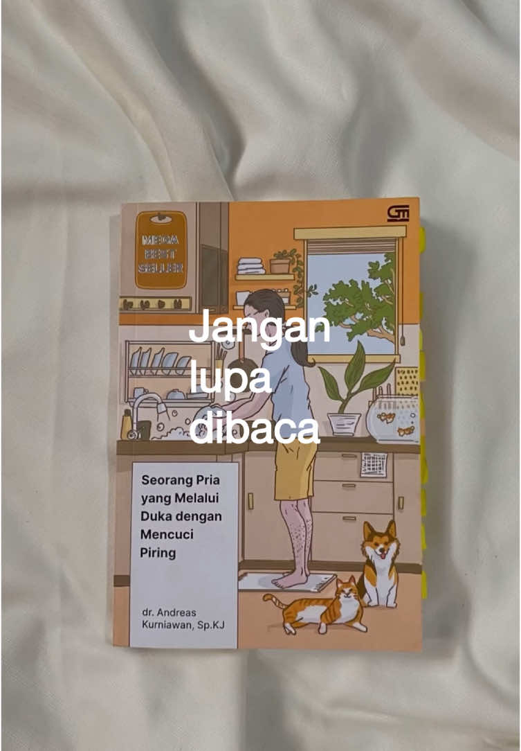 #seorangpriayangmelaluidukadenganmencucipiring  Duka itu tidak mengecil, tapi kita yang tumbuh. Kita yang belajar hidup, berdampingan dengan duka itu 🕊️@Gramedia Pustaka Utama 