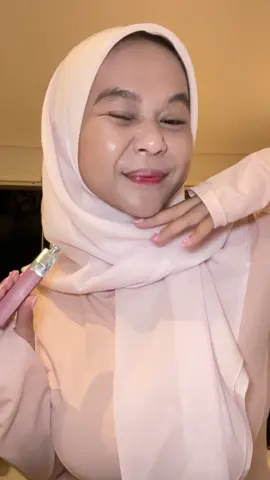 Sering dikira pake bedak PADAHAL CUMA PAKE INI!😱🤫 @msglow.beauty #GLOWUPTANPAMAKEUP 