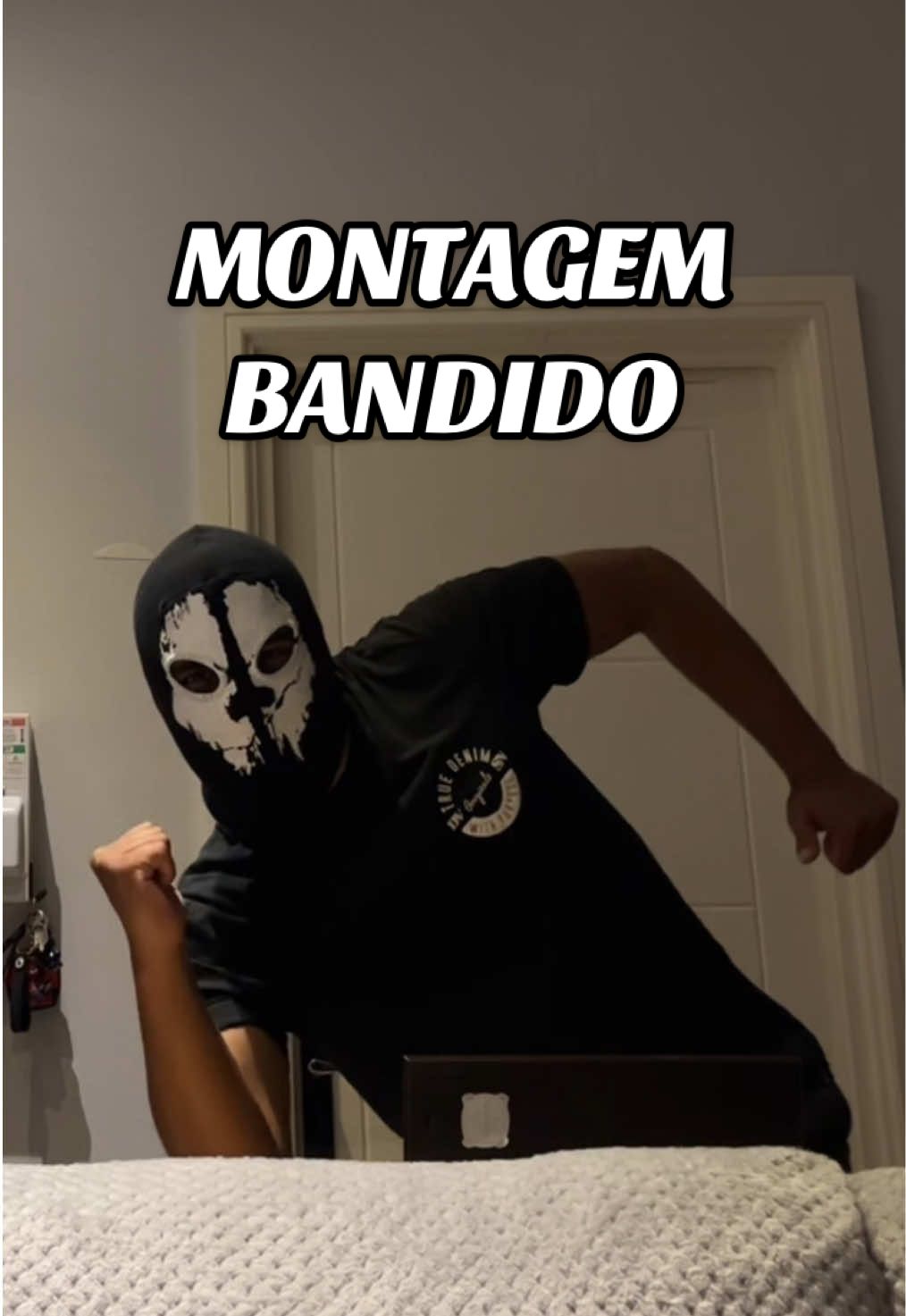 Replying to @Nepry MONTAGEM BANDIDO glitch dance 🕺🏽👾 Song by @Jmilton  #montagem #brazilianphonk #brazilianfunk #glitch #glitchdance 
