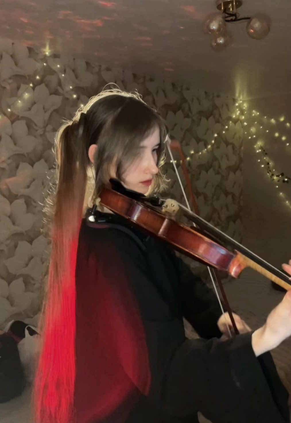 Опять рукав в канифоле 😖 #violin #recommendations #рекомендации #скрипка #fyp #anastasia #disney 