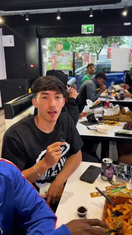 Winners eat well — and the AFC Preston boys understood the assignment! 🏆 To celebrate the 24/25 season, we invited the squad down for a well-earned Grams feast 🍔 Have a listen to the teams verdicts… and let’s just say, multiple GramBoxes were cleared 😋 #gramspreston #afcpreston #teamgrub #preston #viralvideos #starboy #halalfood #fyp #footballtiktok #lancashire 