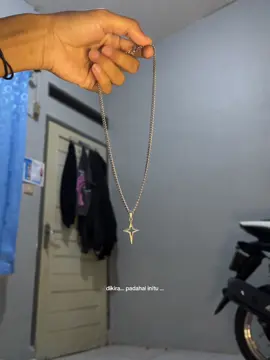 bikin cakep harus punya si !!!🔥 #fyp #xyzbca #kalungtitanium #aksesoris #kalungtitaniumantikarat 