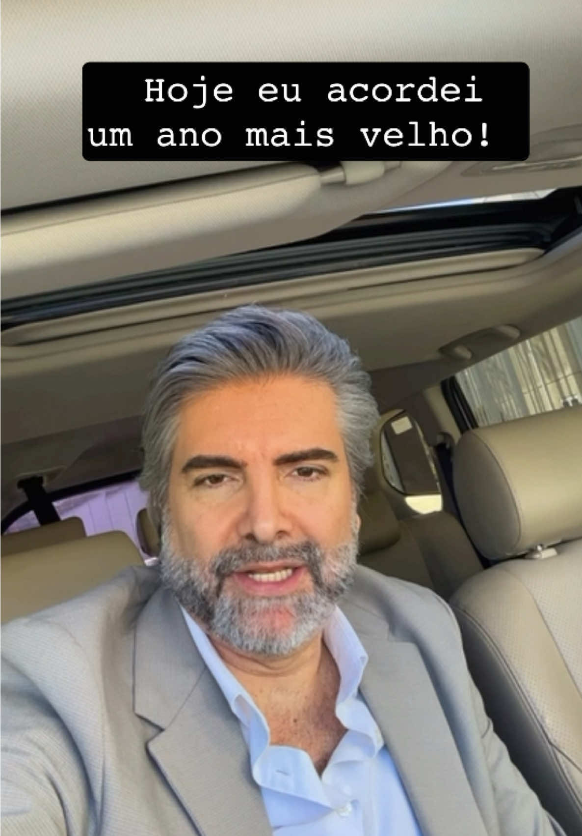 Comemore seu aniversário primeiro com vc mesmo. Depois com os outros!