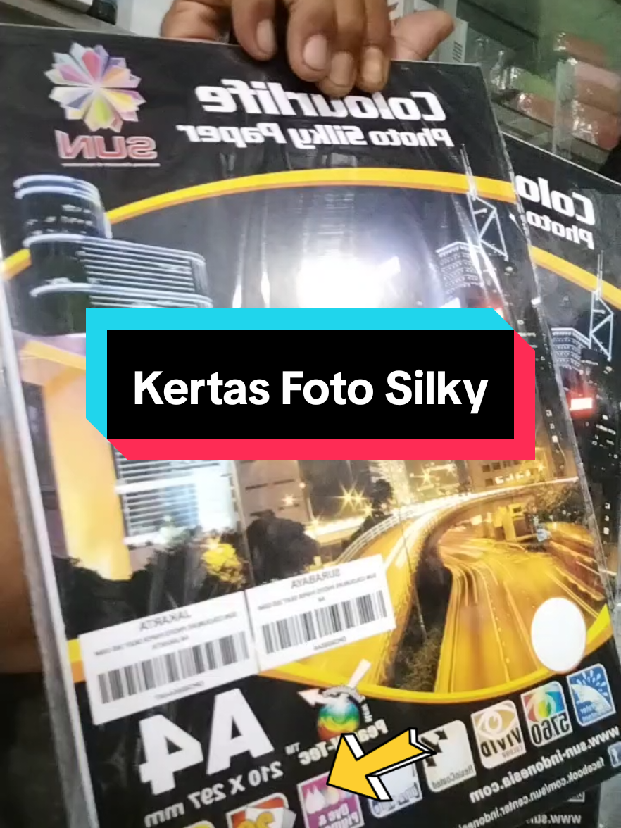 Kertas Foto Silky Doff Merek Sun ukuran A4 isi 20 lembar harga termurah untuk hasil terbaik #kertas #kertasfoto #kertasfotosilky #kertasfotodoff #kertasfotosun #cetakfoto #hasilfoto #tokoantara #fyp 
