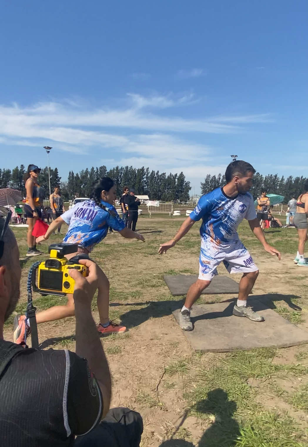 Nunca rendirse, persistir!! Siempre se puede volver a comenzar, con mas ganas, con mas enfoque, mas segura! Estos detalles forman parte de este deporte tan lindo OCR ❤️ No siempre nos va tan bien como esperamos, pero siempre nos va mejor de lo que creemos!!  A seguir entrenando que las ninjas ocr100 no se corren solas😂 #ocr #grip #ninja #entrenamiento #ocrlove #ocrtraining #ocrathlete #ocrbox #couch #team #Fitness #fitnessgirl #Running #ocrninja #ocrargentina #warriors #ninjawarrior #carrera #competencia #competenciaocr 