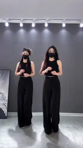 毒草花 Ayo belanja outfit kekinian  di profil showcase. Thks #dance #cute #chinesegirls #trending #trendtiktok #tiktokdance #xuhuong2025 #dj #remix #s_d_s