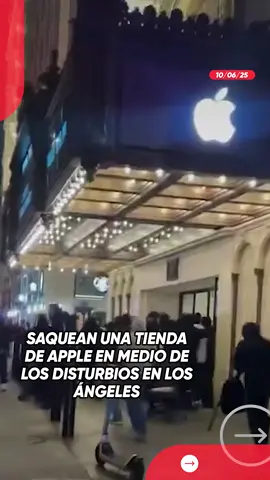 Saquean una tienda de Apple en medio de los disturbios en Los Ángeles #Unitel#Seguridad#LosÁngeles#TiendaApple#VideoViral #Virales #Disturbios #Alerta #NoticiaInternacional