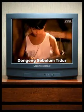 Jika masa kecil kalian denger lagu, fix kalian sudah tidak muda lagi 😁 • 🎶 Dongeng Sebelum Tidur • • ______________________________ #dongengsebelumtidur #wayangband #flashbackmusic #trending #lagunostalgia #musicvideo #instamusic #liriklagu #lirikmusik #nostalgia #laguhits #musikhits #2000s #bandhits  #band2000an #viralmusic #musiclyrics #storyhits #MusikIndonesia #lirikvideo
