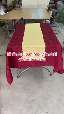 Khăn trải bàn kết hợp tấm viền trải giữa siêu nổi bật