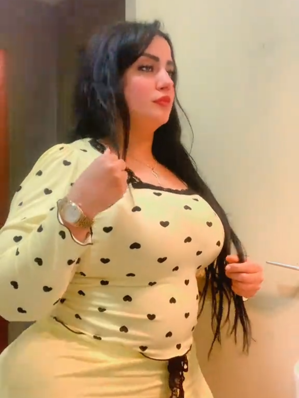 الجيب العامر واه تخلص لاڤونس#العرضيات #إثارة #متعة #طاطا_مون_بيبي🥵😘💕نحبك 