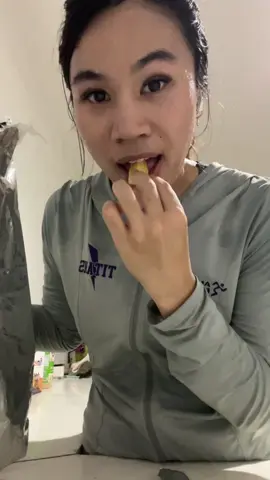 ENAK BGT AKU AMPE STOCK INI SNACK😭