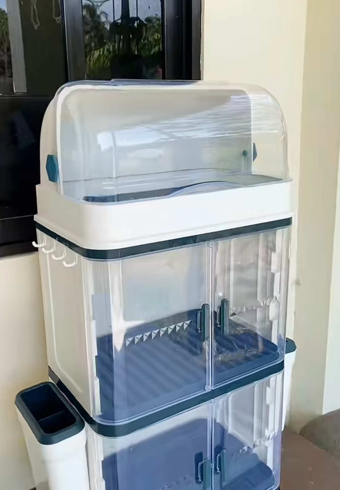 Kitchen dish drain rack #dishorganizer #kitchenrack #kitchenware #dishcabinet 