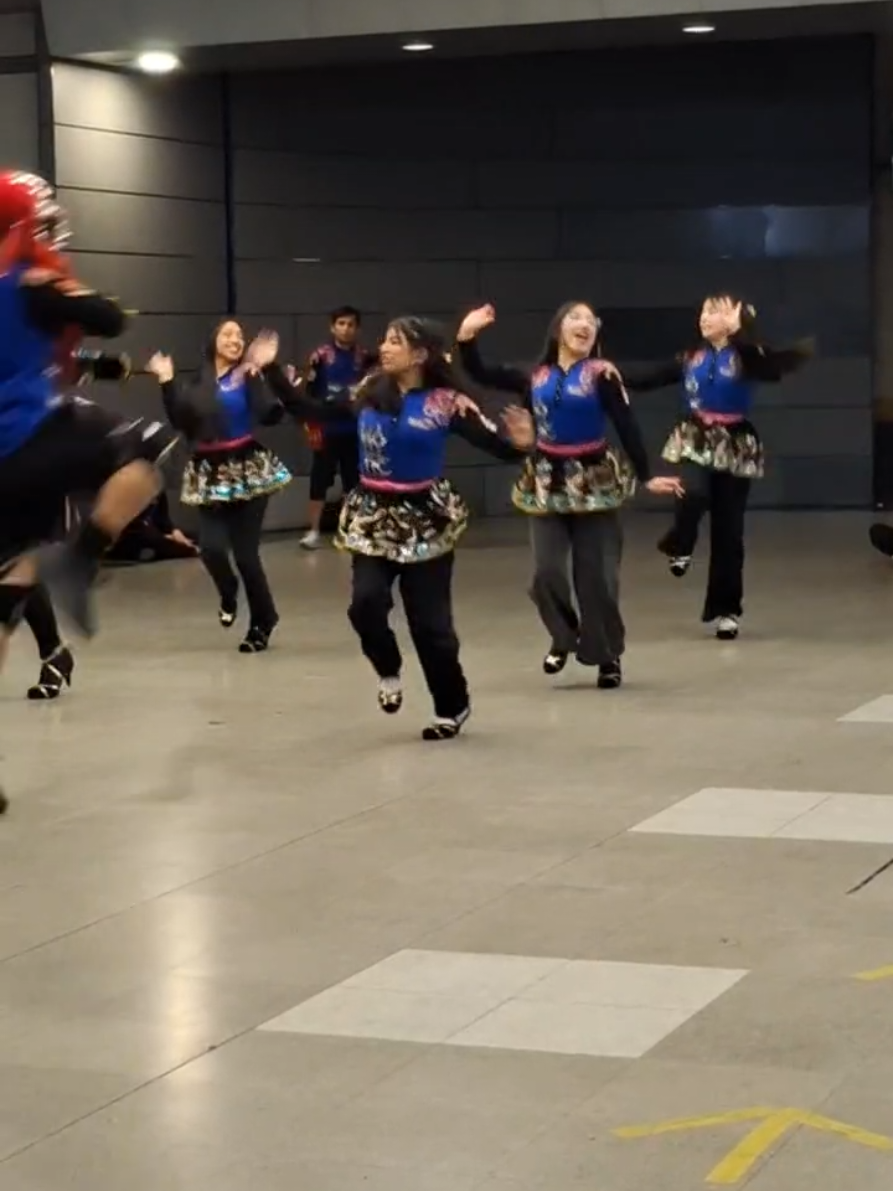 Como quieras que te olvide 🎶  Negrita #danzafolklorica #contenido #saya #caporales #ypfッ #folklore #danza #saya 