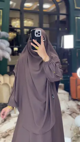 Kalo kamu mau berangkat #haji #umroh cocok banget pake #gamisumroh anti uv terbaru dari kita, ready stok banyak model dan motifnya ya Yuk cekout sekarang