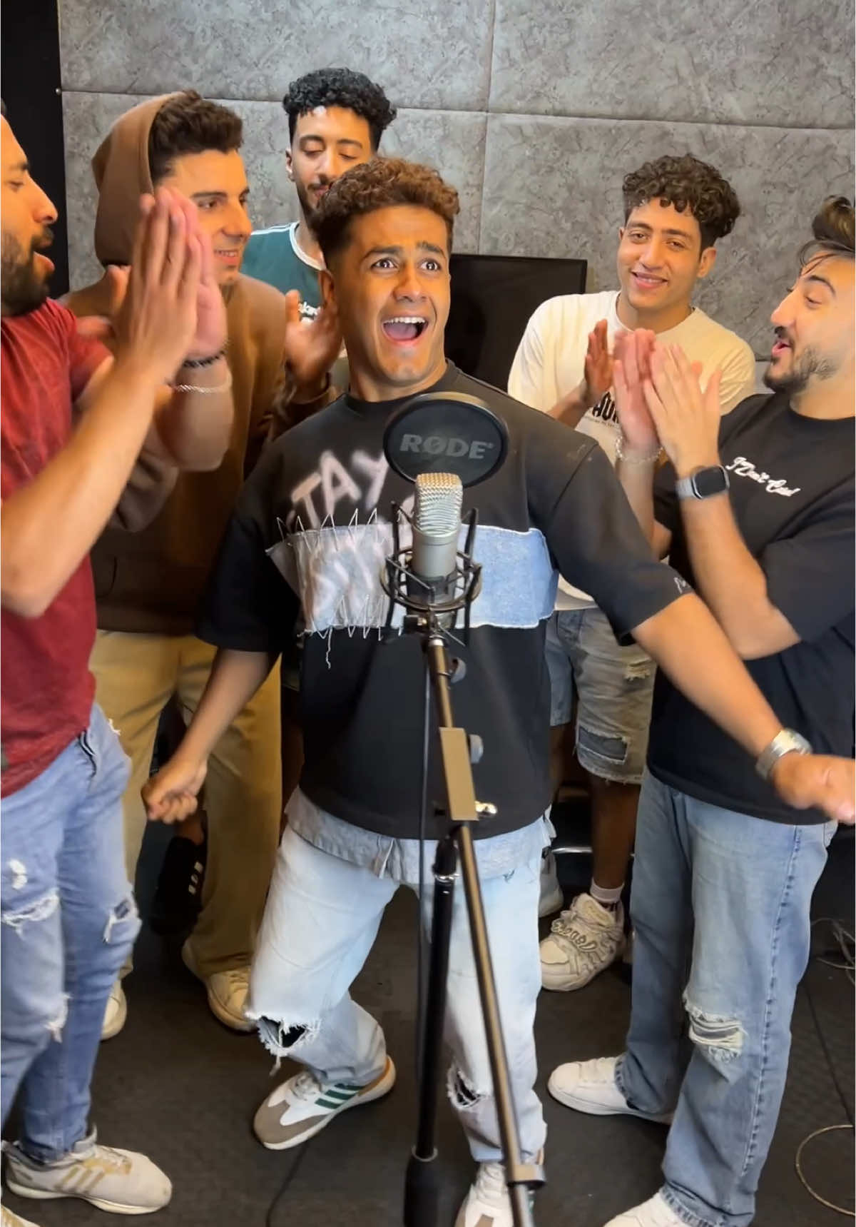 إستنوا أغنية القطة ميو ميااو😂😂#abdallahelalfy 