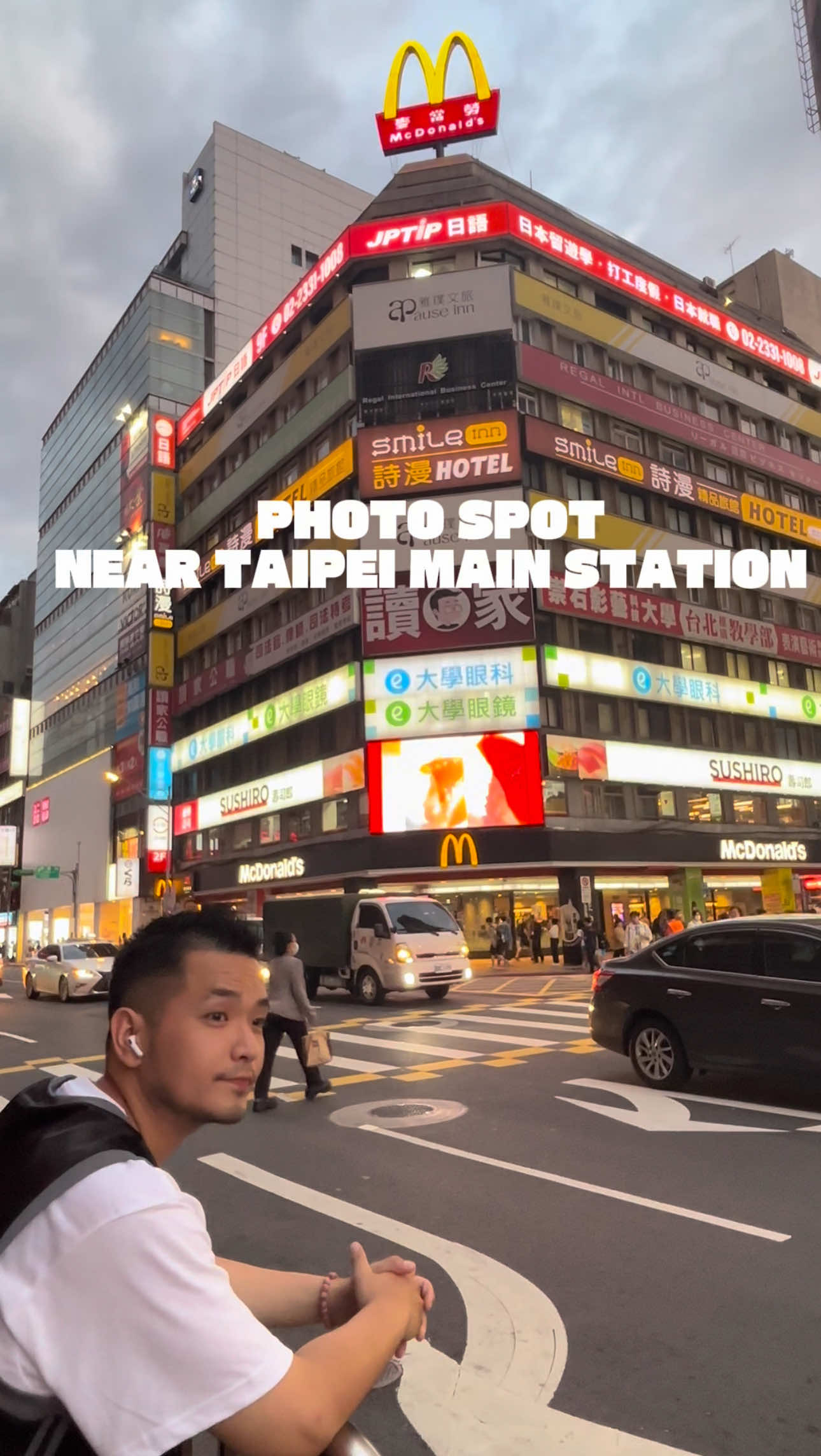 Người lớn cô đơn ở Taipei. Hiểu rõ bản thân mình là một điều thật đẹp. #taiwan🇹🇼 #taipei_taiwan🇹🇼 #taipeimainstation #checkin #taipeimainstation🇹🇼 #fypシ゚ #taipei #solotravel #travel 