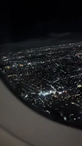 What's the most beautiful city you've ever seen from the air? 🤔 Let me know in the comments! 👇 #Manila #Philippines #Travelgram #NightFlight #CityLights #fyppppppppppppppppppppppp #PlaneView #cebupacific 