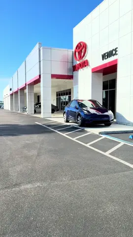 Venice Toyota. Спросите Аркадия. #АркадийUSA #флорида #русскиевамерике #работавсша #venice #toyota #camry 