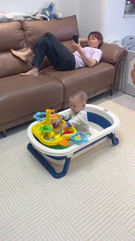 Bộ đồ chơi mà a ta  không để ý đến mẹ luôn. #xuhuongtiktok #viralvideo #dochoichobe 