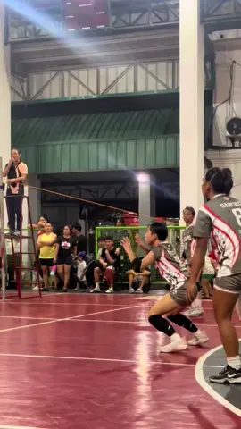 3 blocker no prob!#CapCut #volleyballworld #fypシ゚ #volleyballplayer 