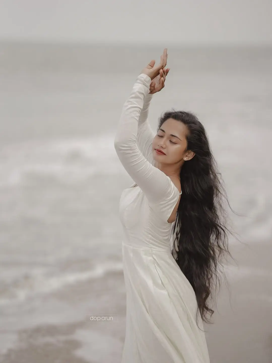 beach new shoot 📷💨🤍 #newviral #newpost #newshoot #kerlaponnu #jikidigilladi #beachshoot #beachphotoshoot #tamilviralsong #tamiltrendingsong #aparnakshaji #aparnakfans #smileking #trendinggirl #fyyyyyyyyyyyyyyyy #foryou #1millionaudition #CapCut #1millionaudition #foryoupageofficiall #foryoupage #fypage #helana #kazhana#newtrending #ing ing#beachsongtamil #trendingvideo 
