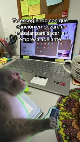 Como todos los días 😏 #MemeCut #paratii #fyp #work #office #musica #Meme