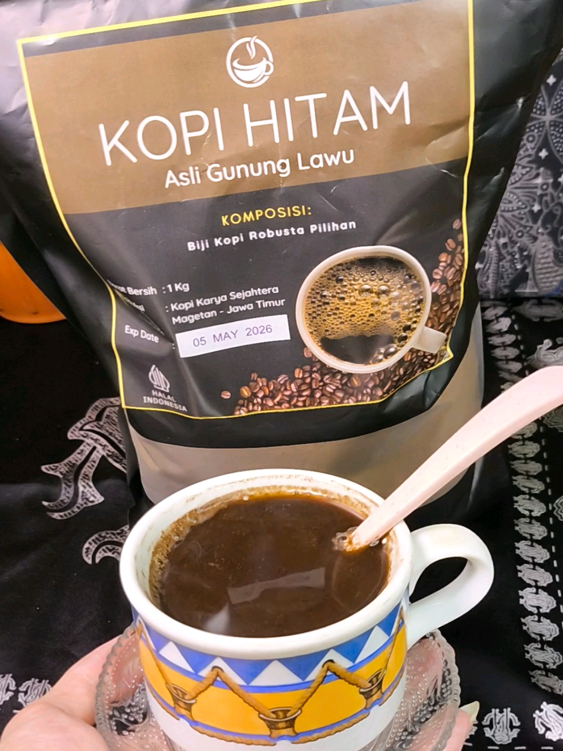 Membalas @eyangcantik1 Kopi Hitam Bubuk Robusta Asli Gunung Lawu Kemasan 1kg. #kopi #kopihitam #kopirobusta #robusta #kopibubuk #kopipahit #kopipait #kopitanpagula #ngopi #pecintakopi #pecintakopihitam #penikmatkopi #coffee #dhndryda #satukontentiaphari 