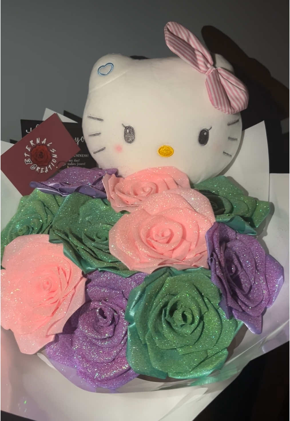 10 glitter roses+hello kitty plushie . Dm on Instagram to order 🫶🏽 . . . . . #floristsoftiktok #florist #bouquet #teenflorist #eternalflorist #teenbusinessowner #teenbusiness #baltimore #baltimoretiktok #maryland #dmv #dmvtiktok #SmallBusiness #smallbusinesscheck #smallbusinessowner #fyp #fypシ #fypage #blowthisup #blowthisuptiktok #hellokitty #wendyortiz #hellokittygirl #hellokottyandfriends #gift #handmade 