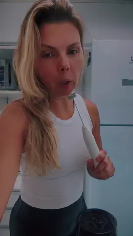 Bom diaaaa!!!!!! #mixerportatil #mixereletrico #mixer #donadecasa #cozinha 