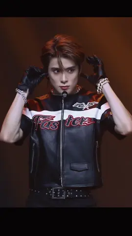 🧎🏻‍♀️🧎🏻‍♀️ #jaehyun #nct #fyp 