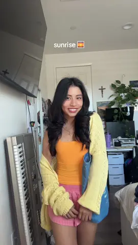 I think seaside is my favorite, what about you? summer themes as outfits 🪸🌊 the themes helped me come out with such colorful outfits 🥹!! I love ! What other themes should I do ? @Urban Outfitters @hollister @Garage Clothing @aerie @American Eagle @Princess Polly @Edikted #summeroutfit #SummerFashion #outfitideas #outfitinspo #OOTD #Summer #tryon #fashion #outfit #fyp 