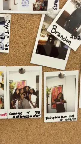 pre half marathon shakeout run #shakeoutrun #blueribbonsports #halfmarathon #nikeafterdarktour #nike #Running 