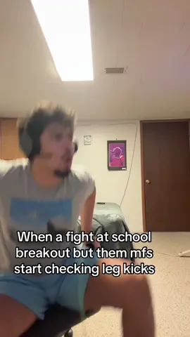Real😭 #funnyvideo #school #fight #trendyyy 