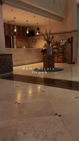 Salah satu hotel jadul di Depok yang masih eksis di tengah  berdirinya hotel-hotel modern. Yang mau merasakan vibes hotel jadul bisa banget dicoba @Bumi Wiyata Hotel  #pergikeluar #hoteldepok #staycation #depok 
