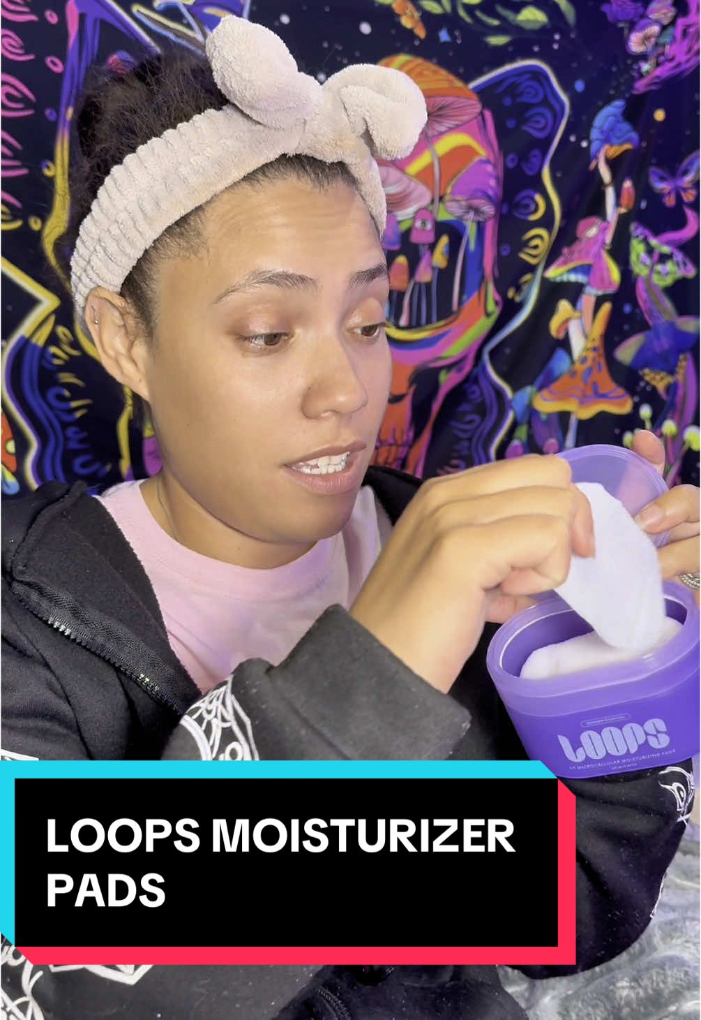 Swipe, glow, repeat ✨ These 60 microcellular pads are your fast track to dewy, hydrated skin. Zero mess, all magic. @LoopsBeauty #LOOPSlevelGlow #LOOPSSkincare #GlowOnTheGo #HydrationHack #SkincareEssentials #DewySkin #CleanBeauty #SelfCareStaple #tiktokshoprestock #tiktokspringglowup  #tiktokshopmothersday #tiktokshopmemorialday #tiktokshopsummerturnup #ifyouknowyouknow #dealsforyoudays