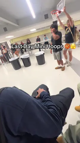 Happy last day ❤️ #fyp #basketball #lunch #trending #foryou #heyyyyyy 
