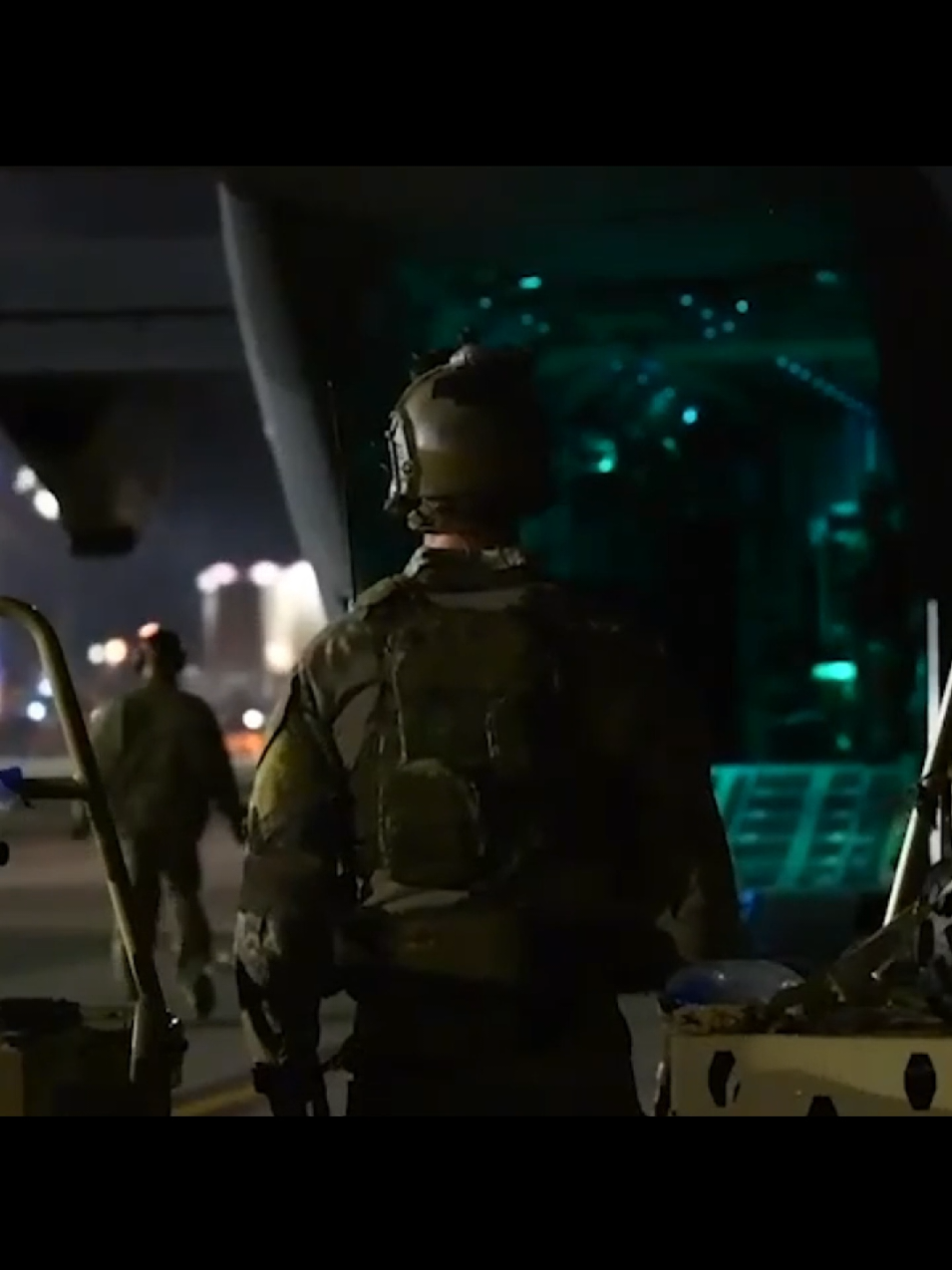 Each birthday brings me one step closer to the end of the road // The simplest thing I did, and on a day like this I think I can make an exception, right? song: wifiskeleton & i wanna be a jack-o-lantern - Nope your too late i already died (slowed) #military #miltok #birthday #us #unitedstates #ussf #Halo #haho  #chinook #ch47 #life #just #pressf 