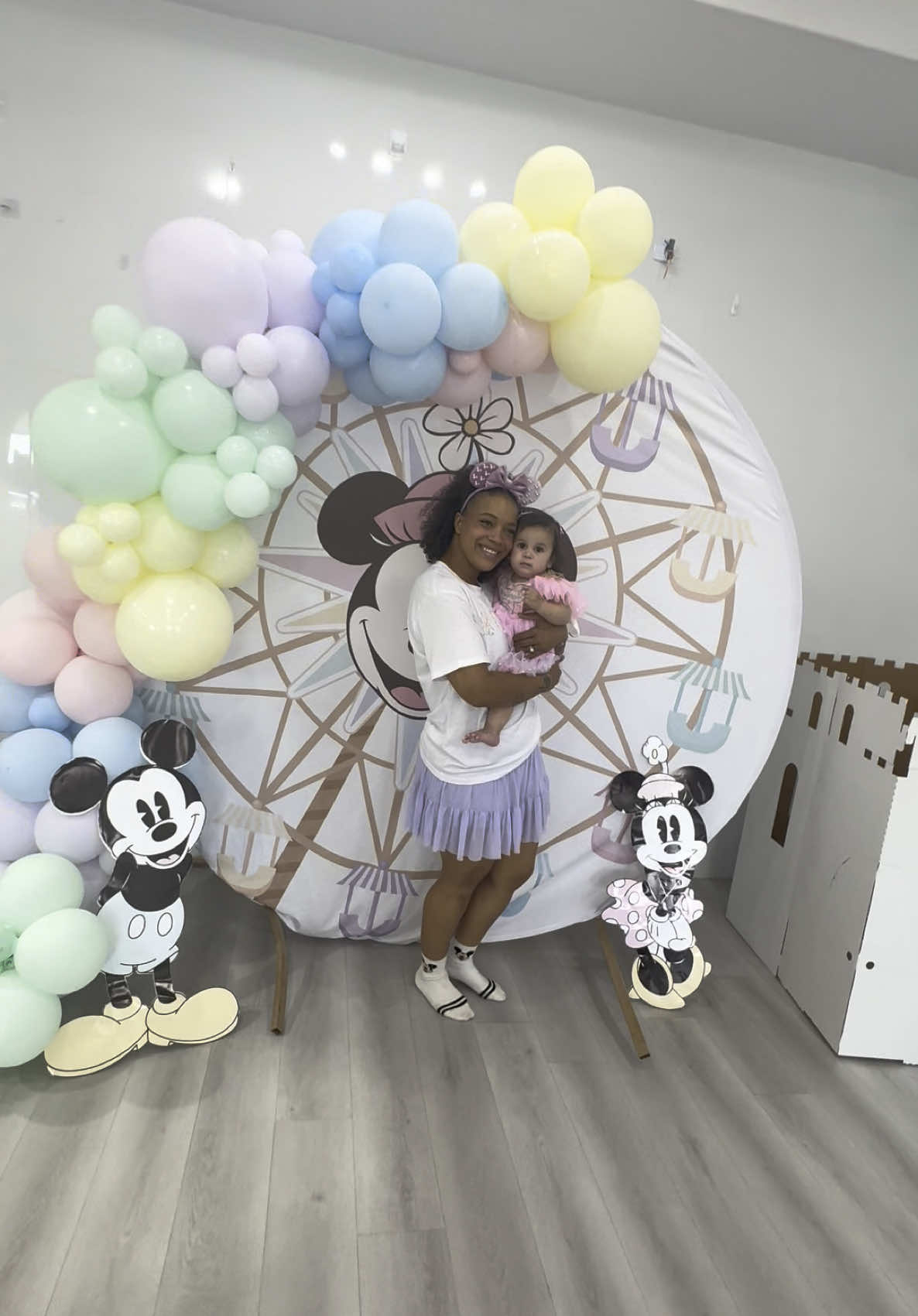 The Happiest 1st birthday to my baby girl!💜 #disneyworld l#happiestyearofmylife#happiestbirthdaymyprincess 