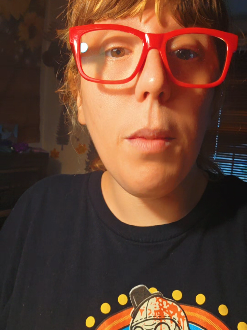 I can't wait for Cardi to finally drop this 🔥✨ We need it! Ignore my hair ya'll, I've been working out & Cleaning hope ya'll are a beautiful day, Restart as many times as you need! 💛 #Wlw🌈 #Wuhluhwuh #WomenLoveWomen #Pride🏳️‍🌈 #PlantBeauties #ISupportTeal 🩵 #itsEveebiiitch🌻🧡 #TTG1 . 