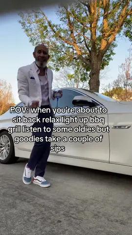 life of the party & dance the night away💯🕺🏾 #fyp  #oldschool  #dance  #oldiesbutgoodies  #viral  