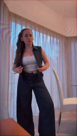 mi sono sempre sentita un po’ TIANA in realtà (anche se ci assomigliamo tipo 0) @Disney Italia #principessedisney #disney #tiana #evangeline #singer #cantante #popular #fyp #italia #trendingsong #fyppppppppppppppppppppppp 