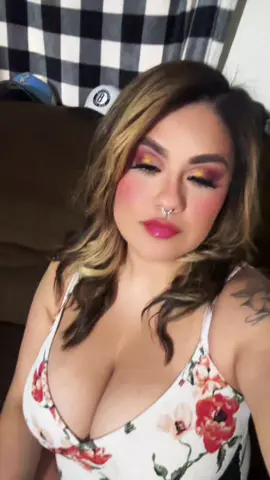 🥰🤭🤗 #fyp #fypp #fyppppppppppppppppppppppp #fypage #fypシ゚viral #mexicana #beauty #feelingmyself #makeup #pretty #smilee 