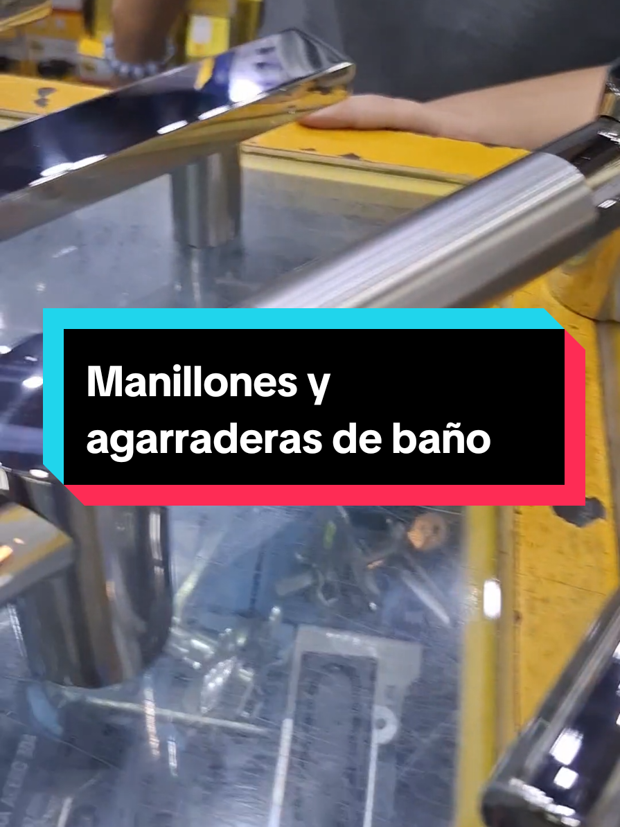 Manillones y agarraderas de baño de la mejor calidad al mejor precio, los encuentras en ForPeru🇵🇪. Visítanos en 📍CC Nicolini Tienda AN19, pasaje 5 📍Plaza Ferretero, pasaje B tienda Semisotano SS083 Escríbenos al 941✨410✨176 #cerraduras #ferreteria #chapas #travex #yale #For #manillones #puerta #sala 